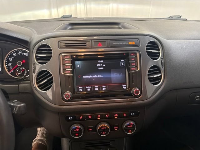 2016 Volkswagen Tiguan S