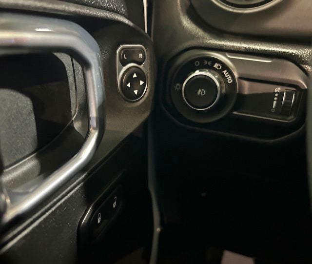 2023 Jeep Wrangler Willys