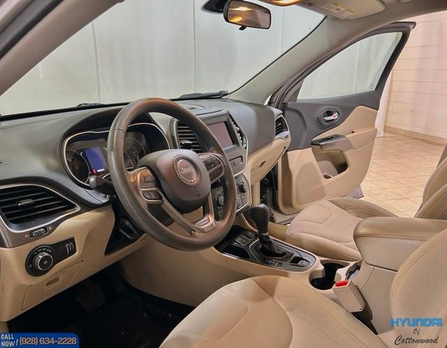2019 Jeep Cherokee Latitude
