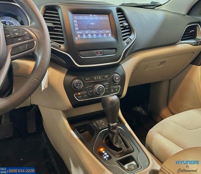 2019 Jeep Cherokee Latitude