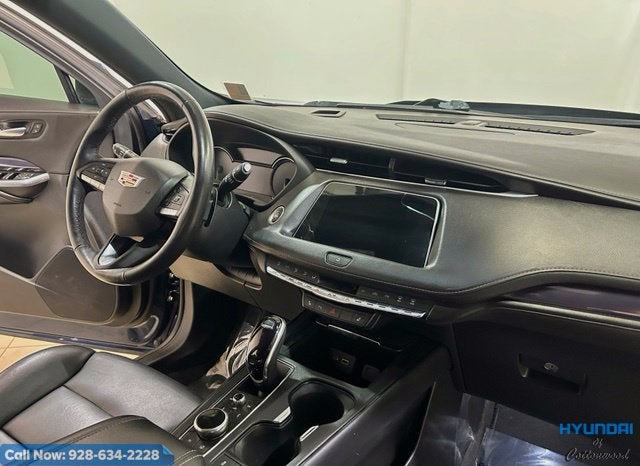 2022 Cadillac XT4 Luxury