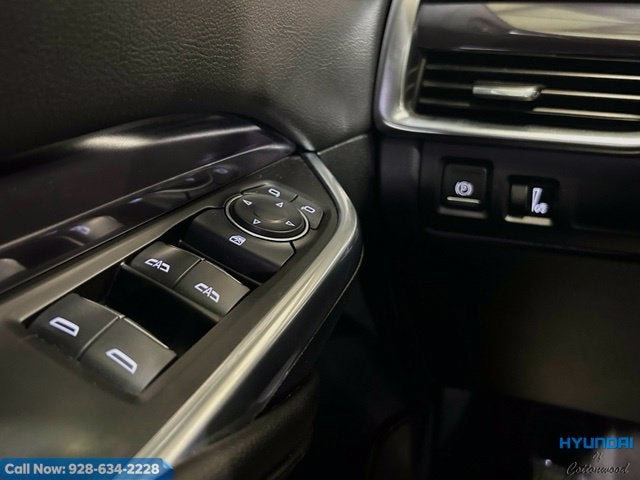 2022 Cadillac XT4 Luxury