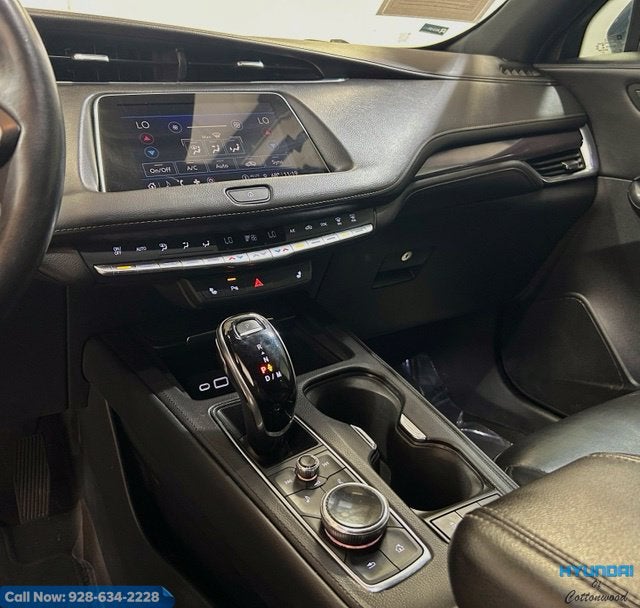 2022 Cadillac XT4 Luxury