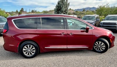 2020 Chrysler Pacifica Touring L Plus
