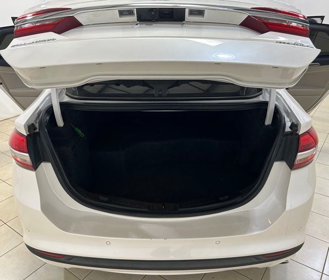 2017 Ford Fusion Hybrid SE