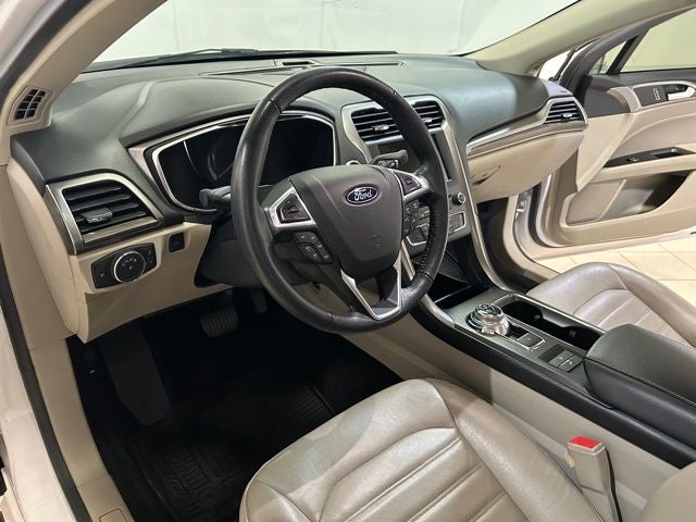 2017 Ford Fusion Hybrid SE