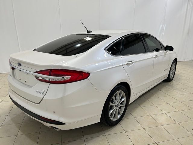 2017 Ford Fusion Hybrid SE