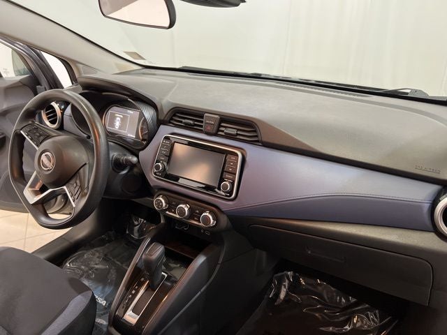 2023 Nissan Versa 1.6 SV