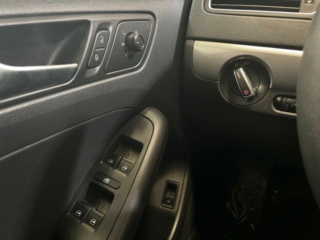 2015 Volkswagen Jetta 1.8T SE