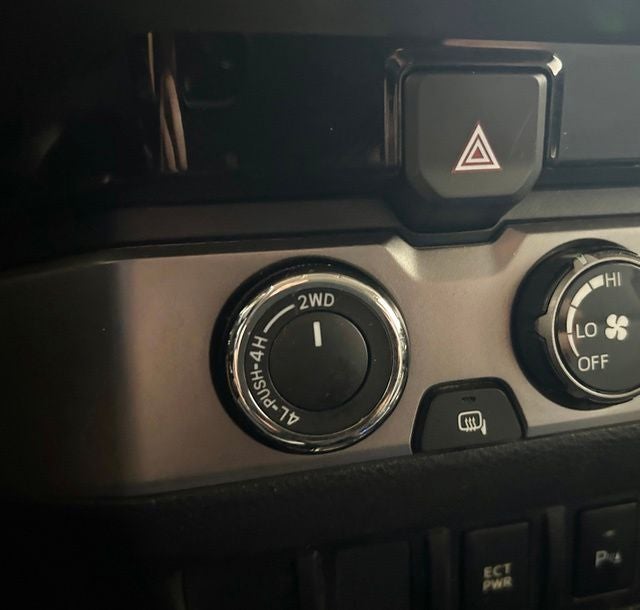 2018 Toyota Tacoma SR5 V6
