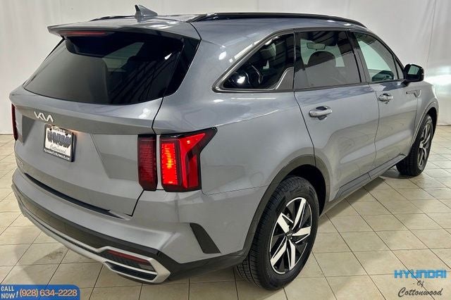 2023 Kia Sorento S