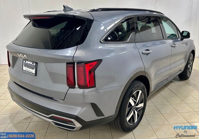 2023 Kia Sorento S