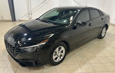 2023 Hyundai Elantra SE