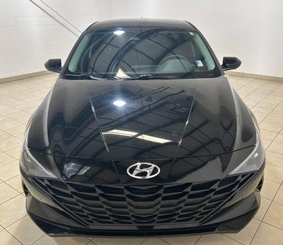 2023 Hyundai Elantra SE