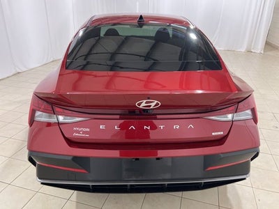 2025 Hyundai Elantra Hybrid Limited
