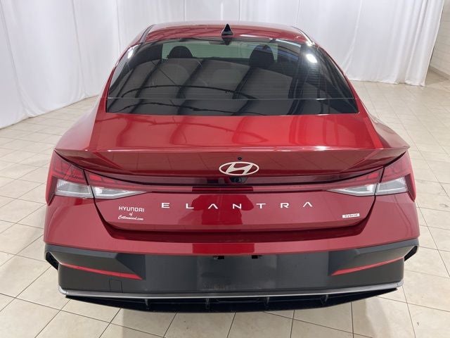2025 Hyundai Elantra Hybrid Limited
