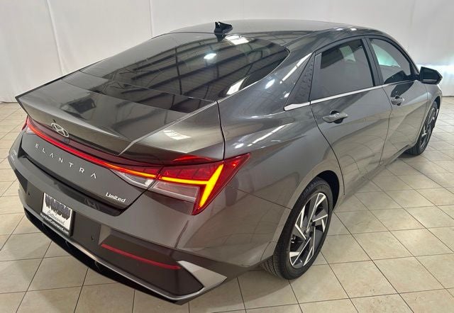 2024 Hyundai Elantra Limited