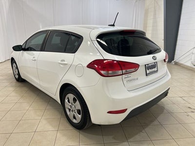 2017 Kia Forte5 LX