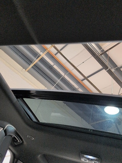 2022 Land Rover Discovery S R-Dynamic