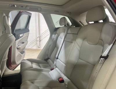 2018 Volvo XC60 Hybrid T8 Inscription